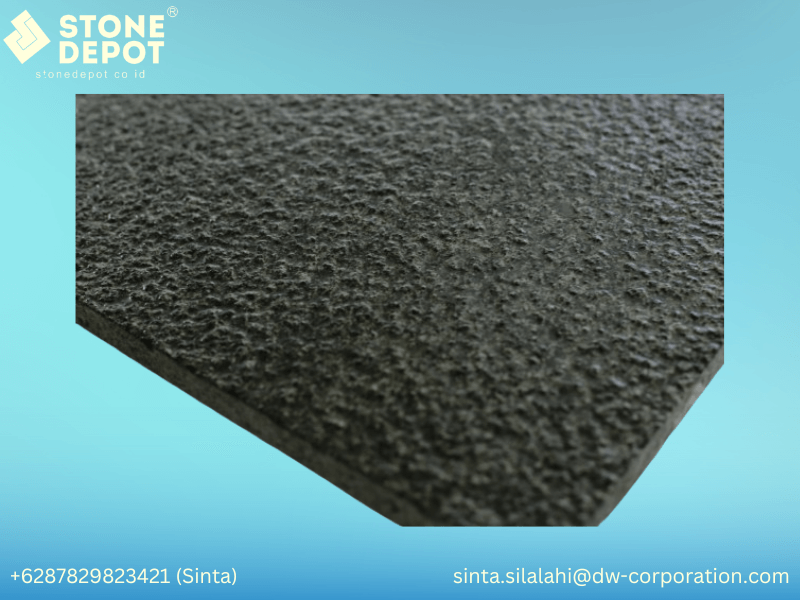Piedra Hitam Bush Hammered